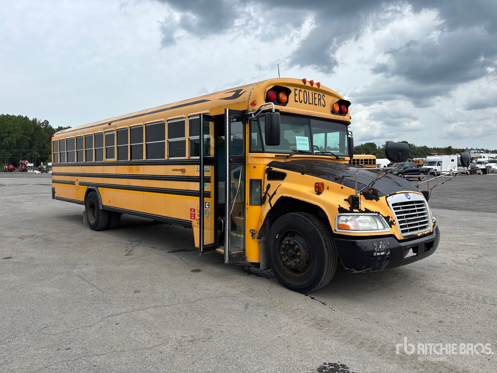 2013 Bluebird 4X2 48-SEAT SCHOOL