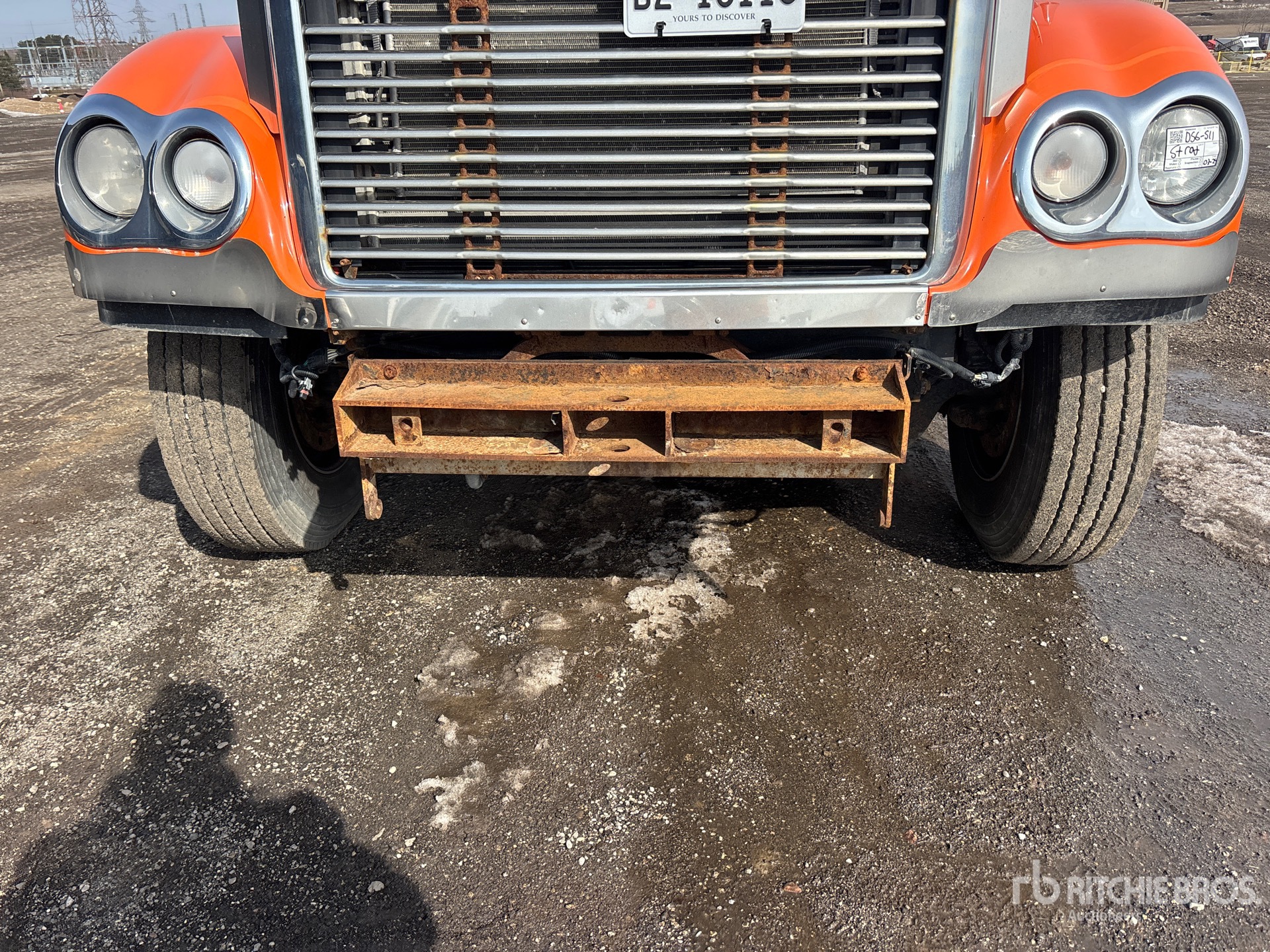 2020 Freightliner Coronado 132