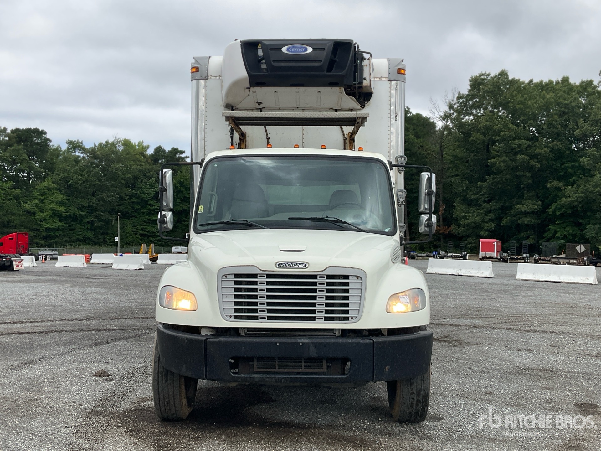 2016 Freightliner M2 106