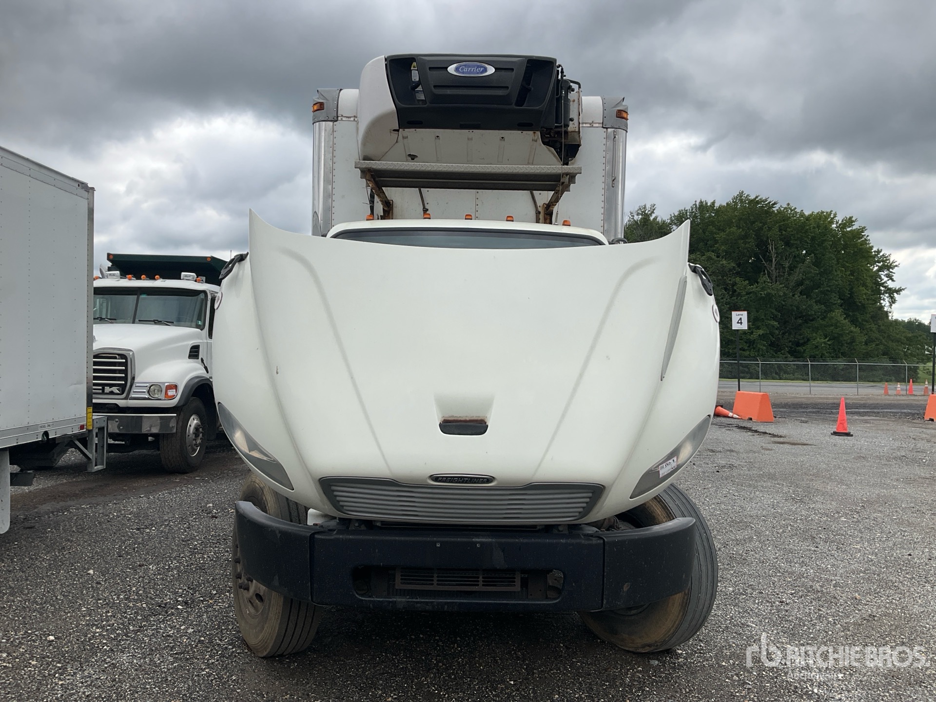 2016 Freightliner M2 106
