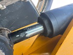 Hydraulics with Frame Leveling Cylinders