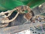 Drivetrain with Rear Axle Oscillating Pin