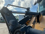 Hydraulics with Bucket Tilt Cylinders