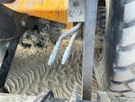 Hydraulics with Auxiliary Hydraulic Plumbing