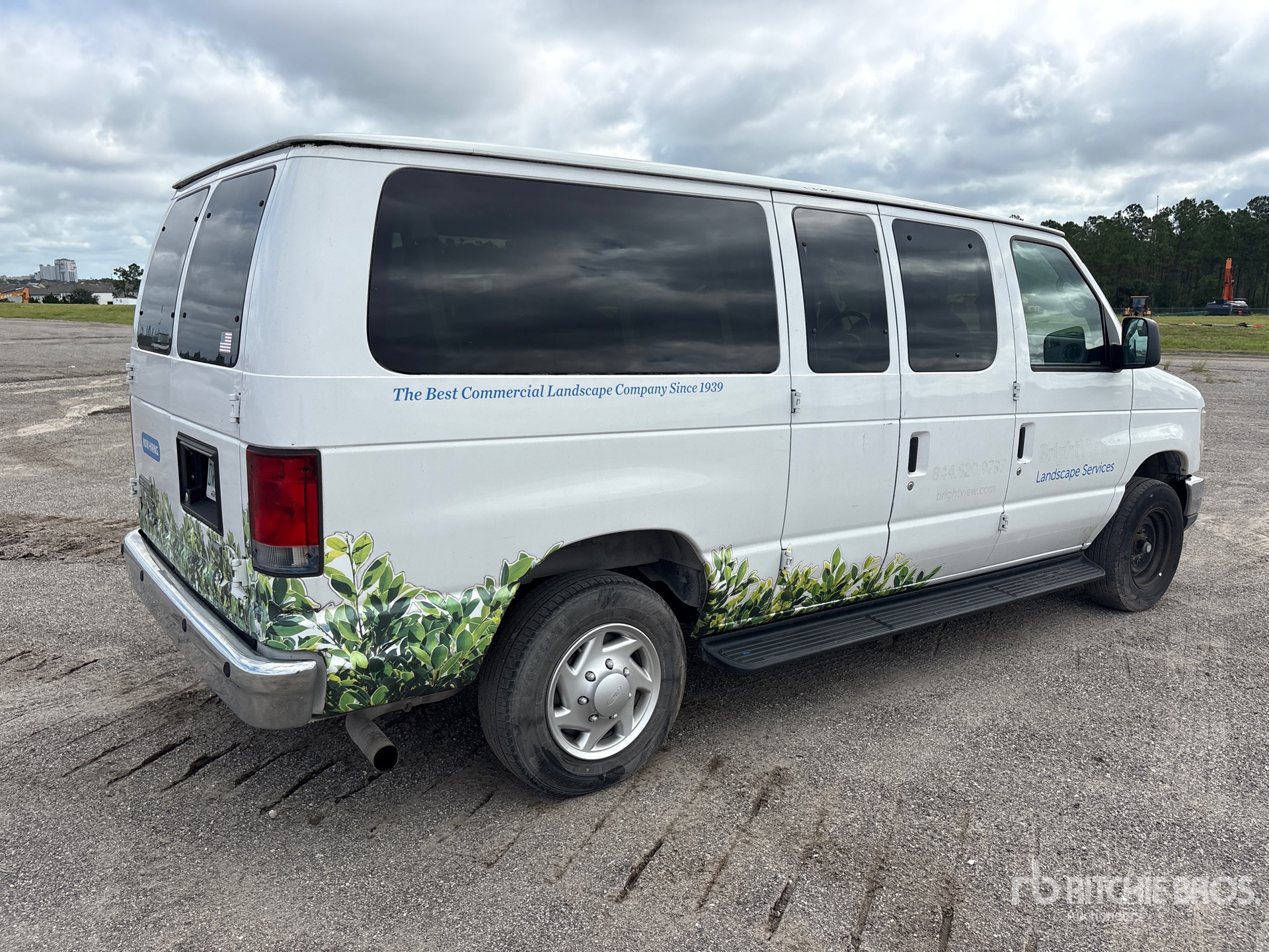 2014 Ford E-350
