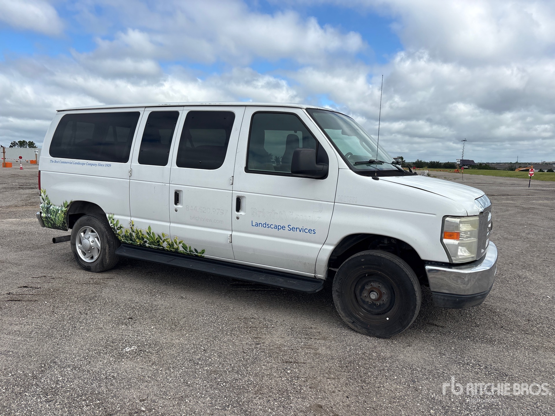 2014 Ford E-350