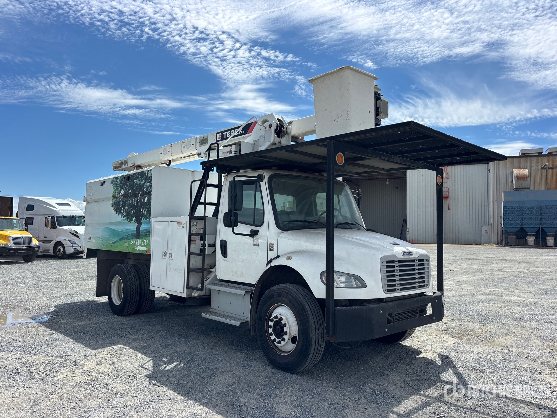 2018 Freightliner M2 106