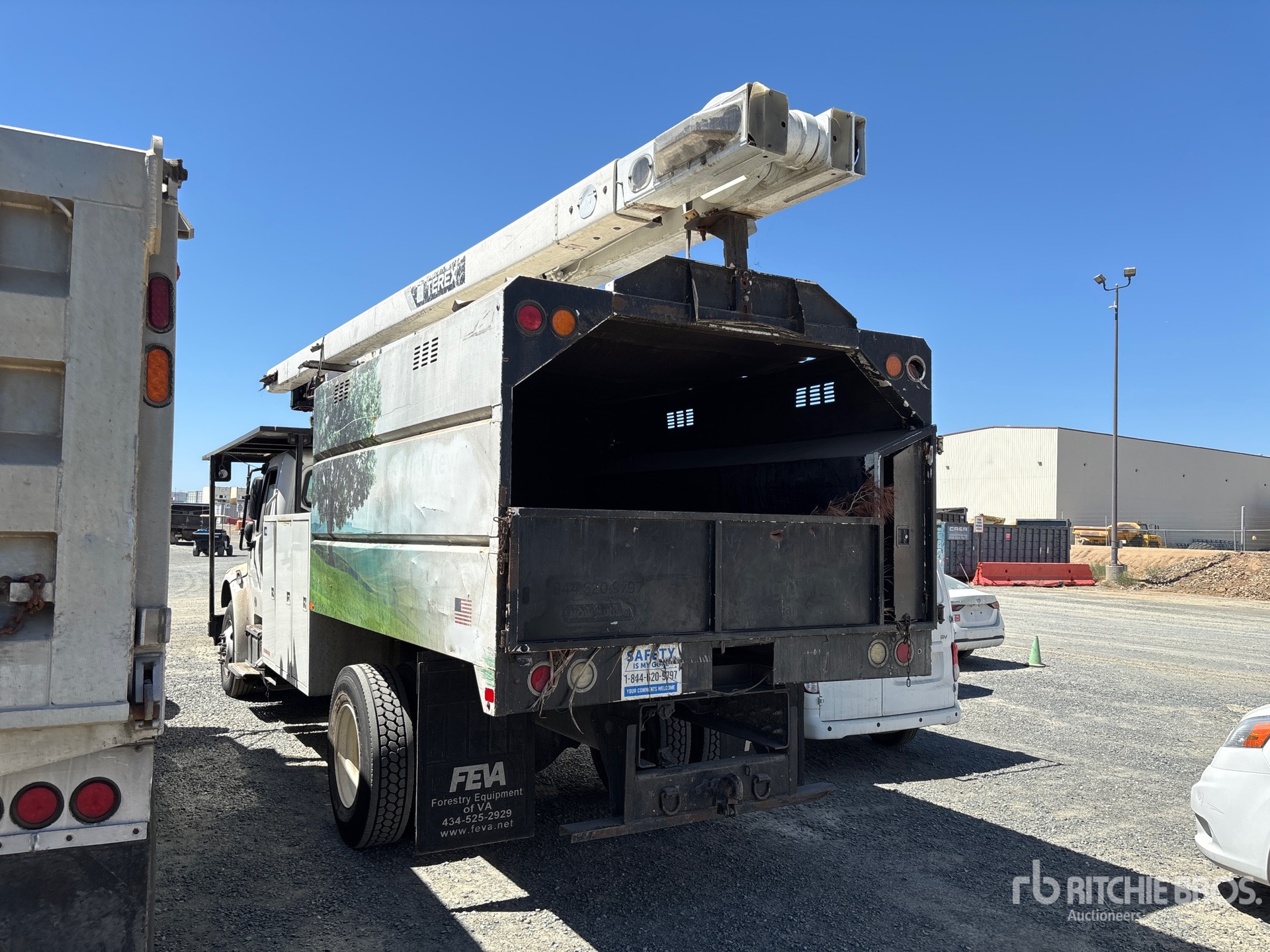 2016 Freightliner M2 106
