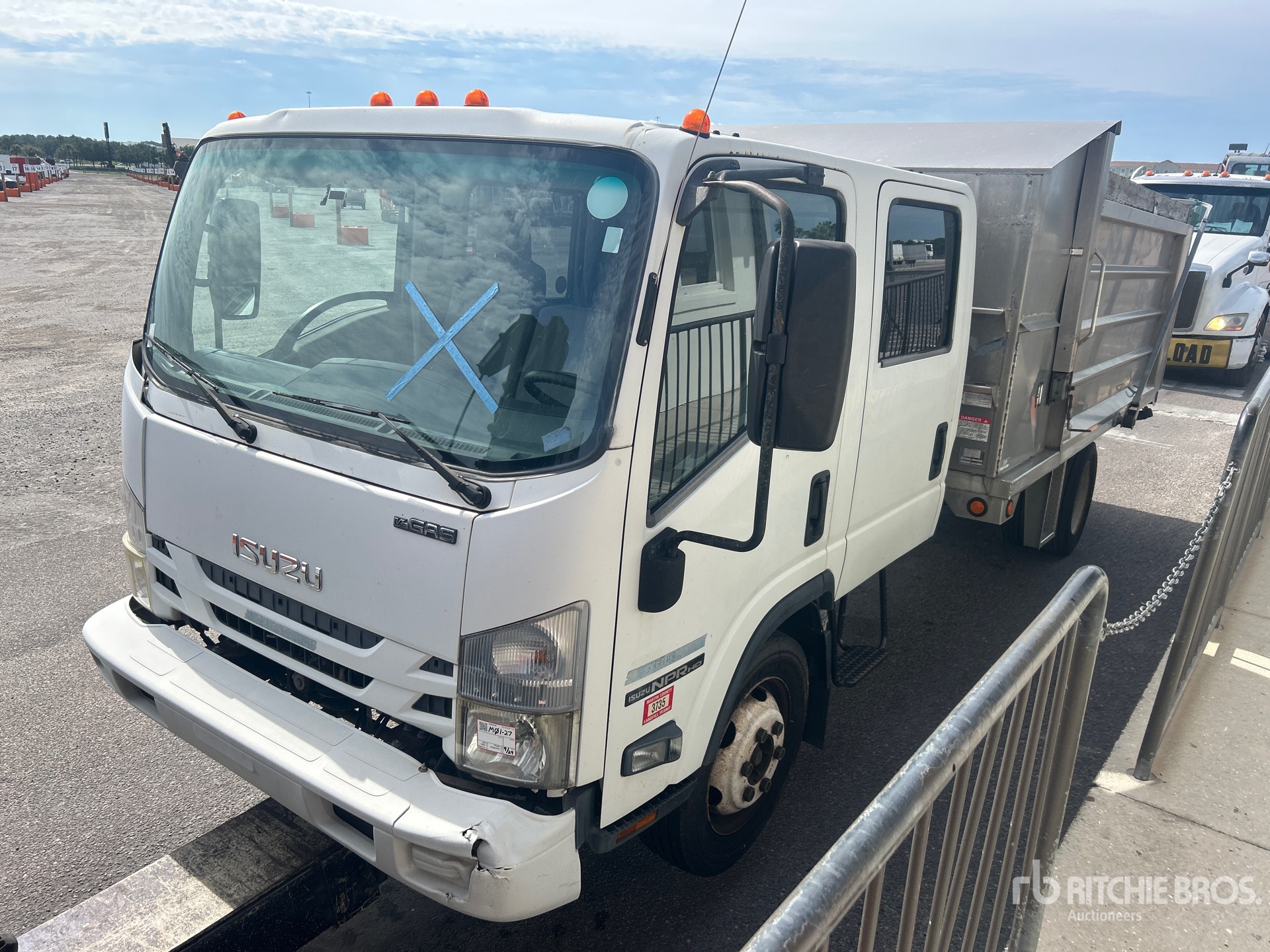 2016 Isuzu NPR