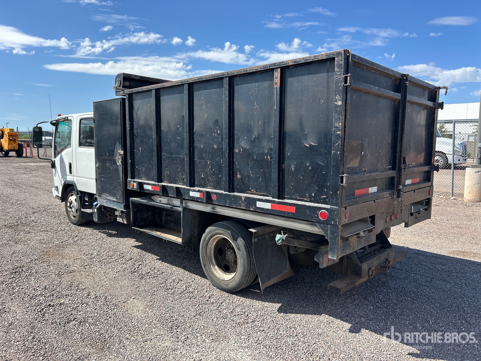 2017 Isuzu NQR