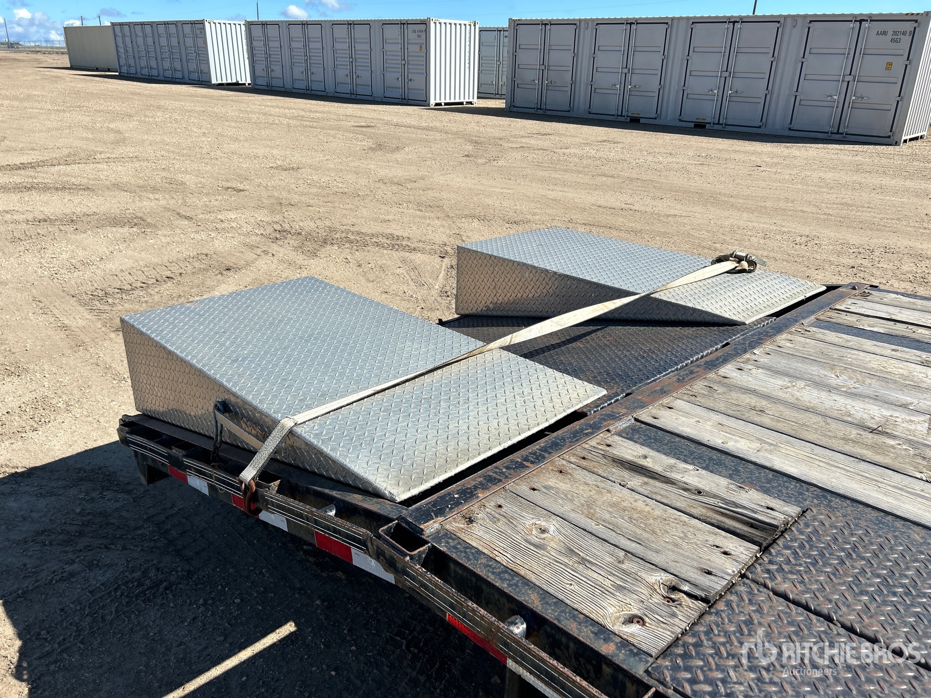 2012 Big Tex 30 ft T/A Gooseneck