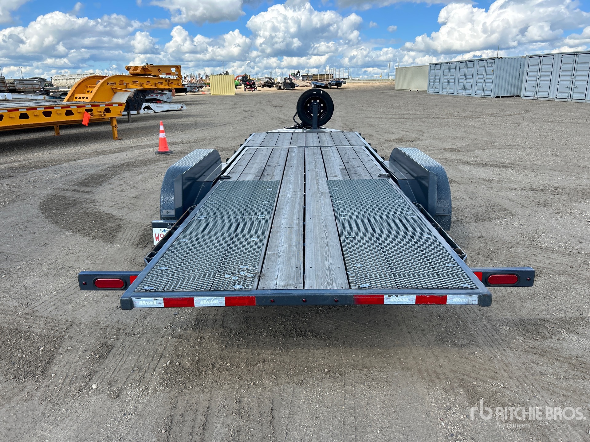 2022 Brandt 22 ft T/A