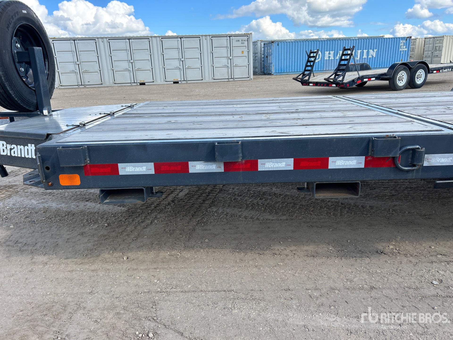 2022 Brandt 22 ft T/A