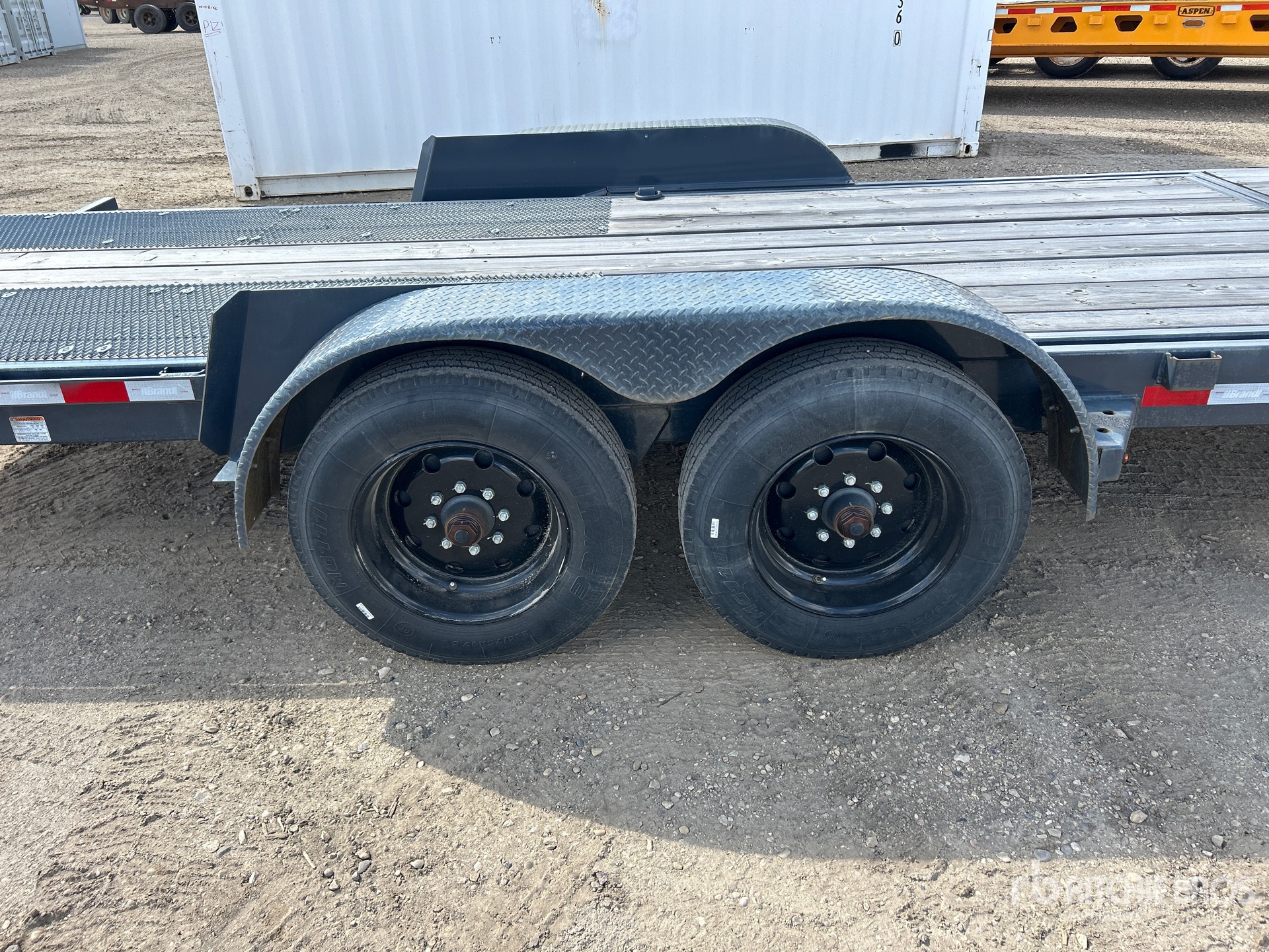 2022 Brandt 22 ft T/A
