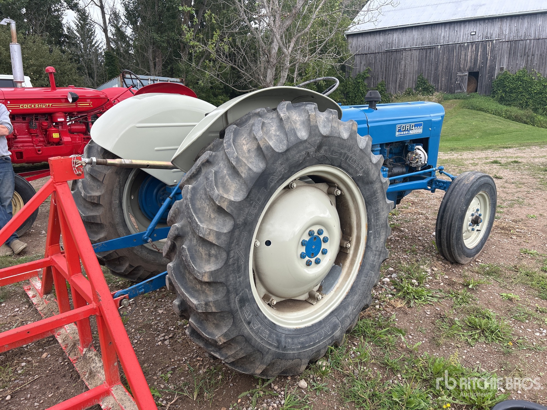 General Appearance with Picture, Right Rear Corner