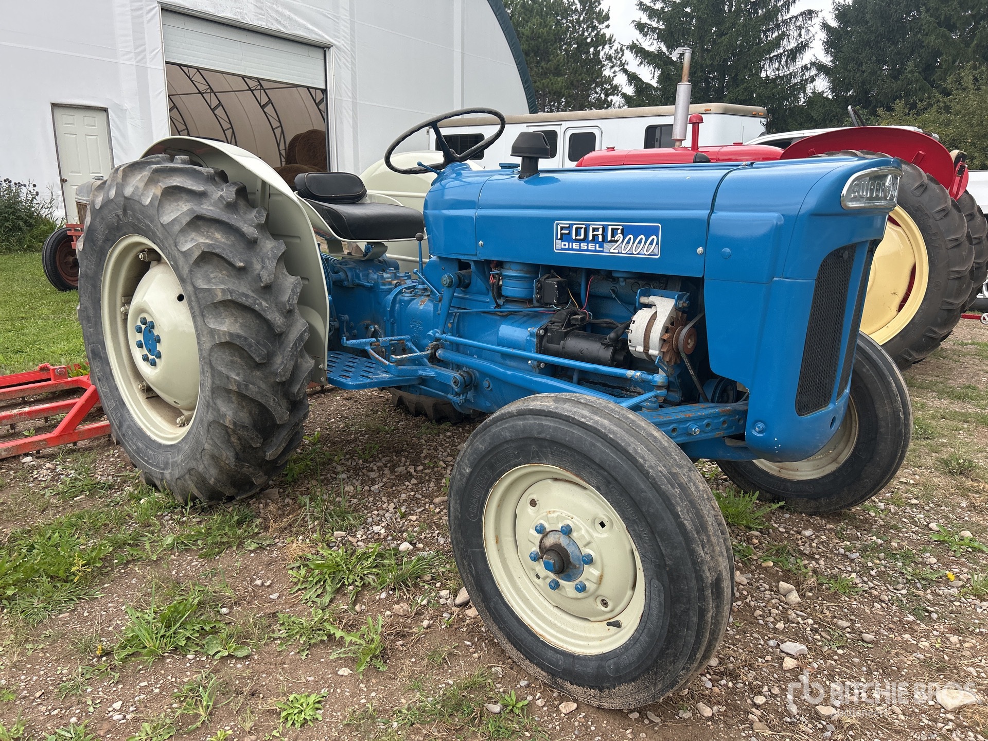 General Appearance with Picture, Right Front Corner
