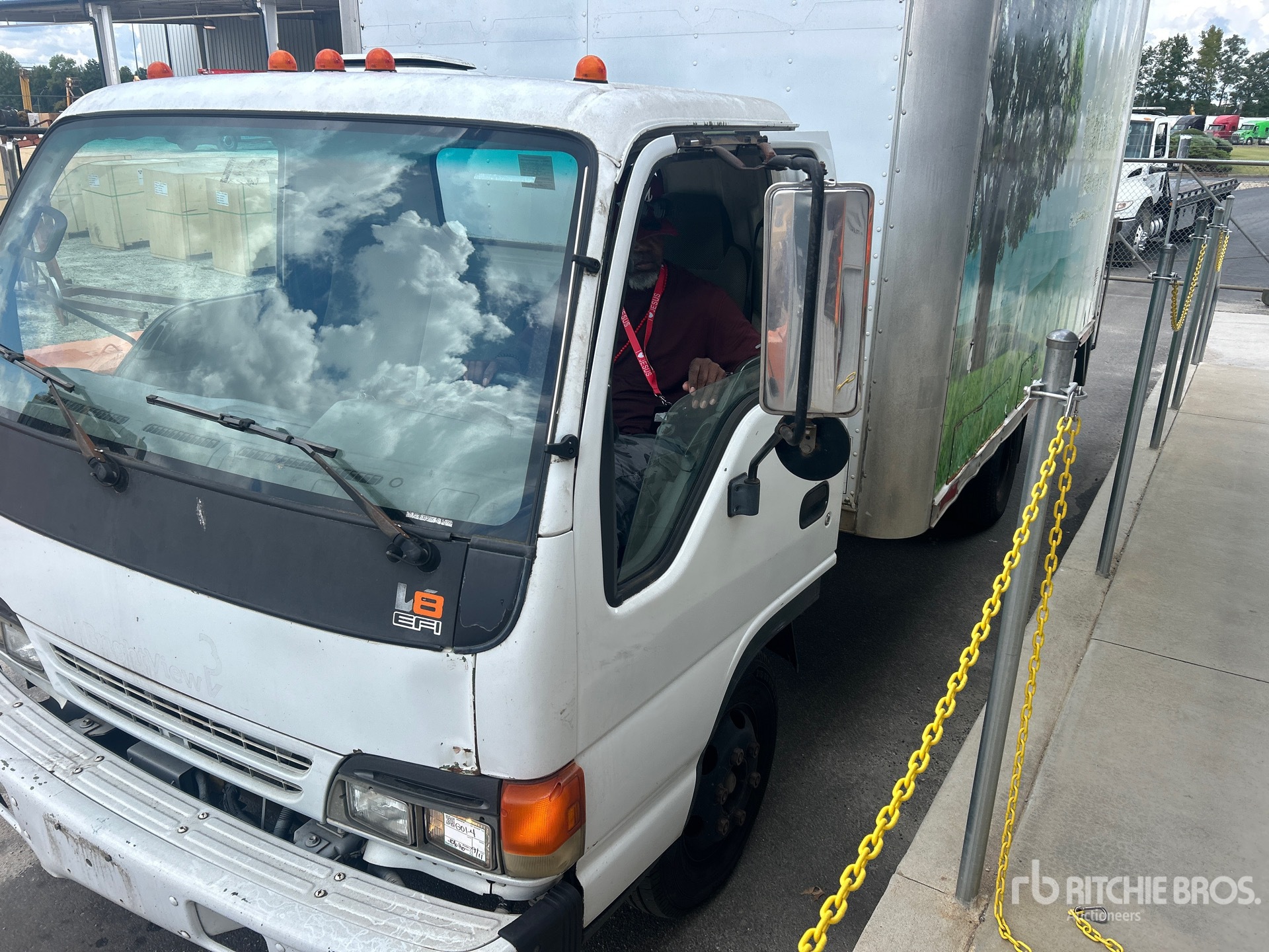 2005 Isuzu NPR