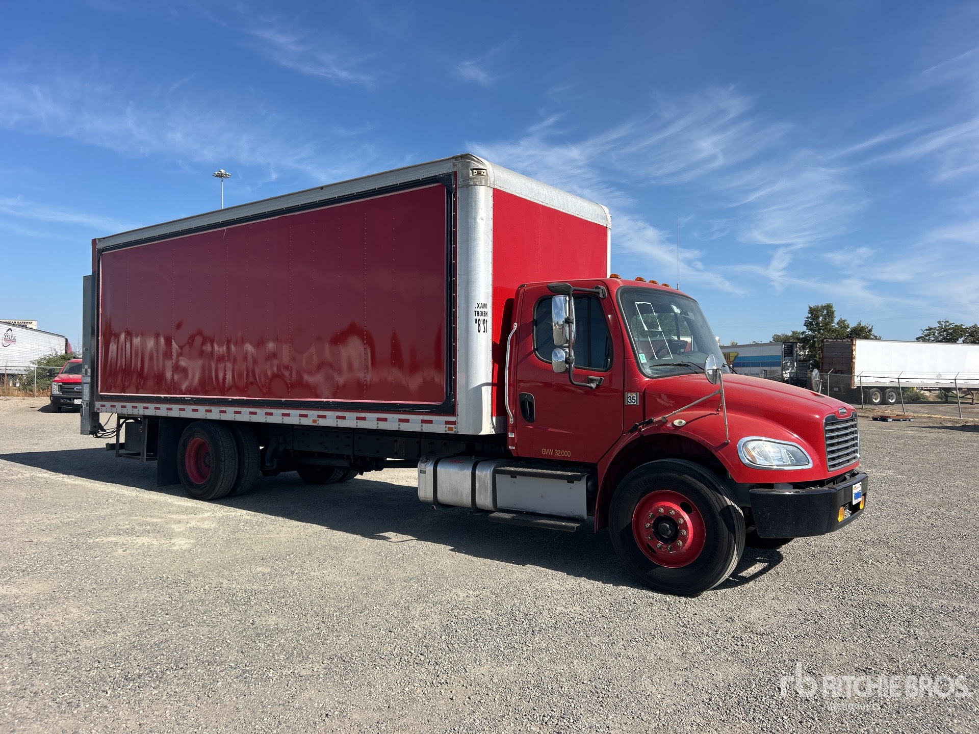 2017 Freightliner M2 106