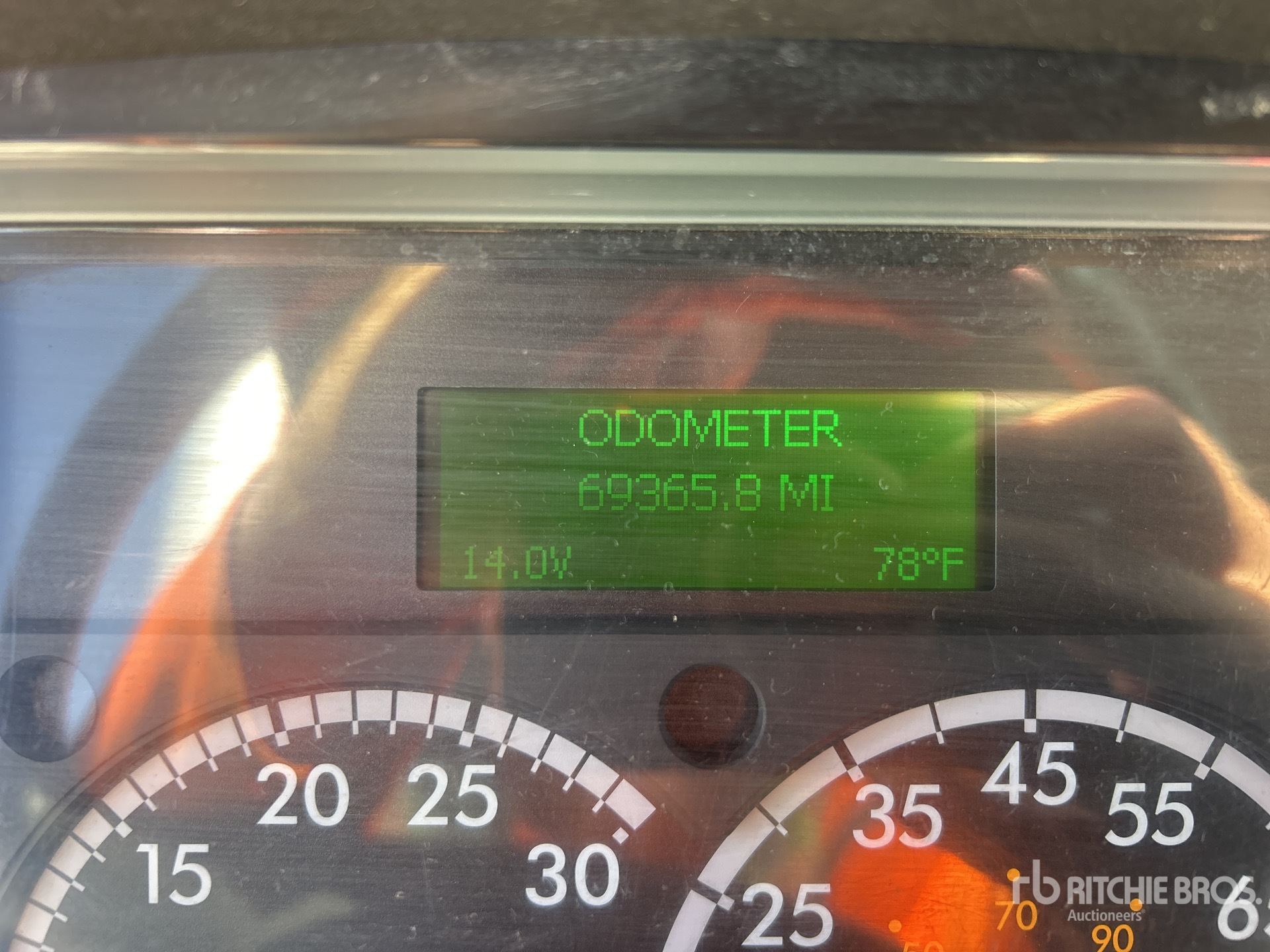 2017 Freightliner M2 106