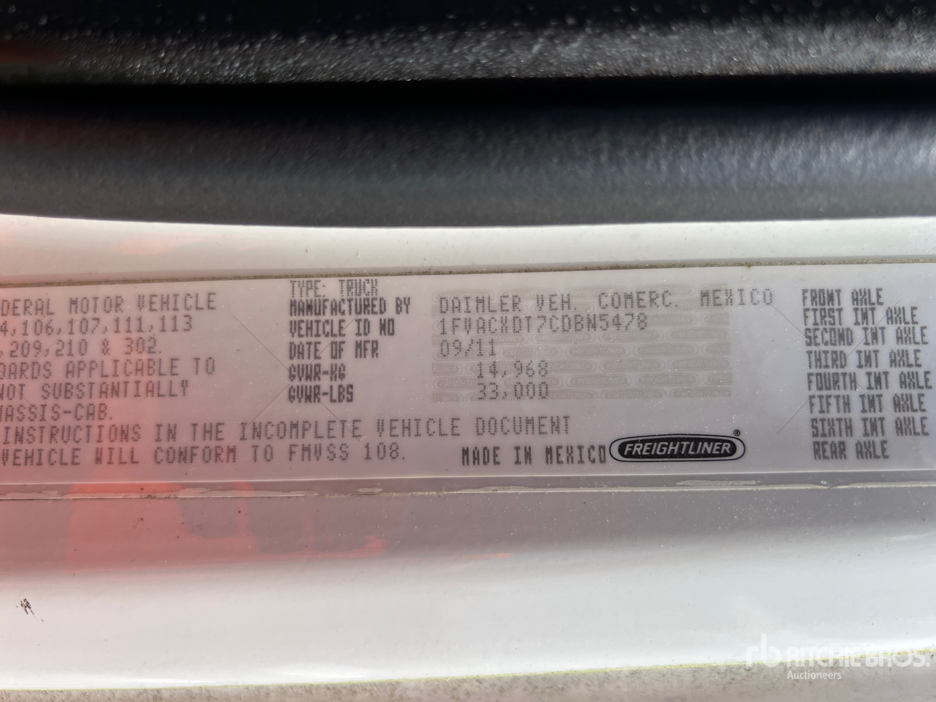2012 Freightliner M2 106