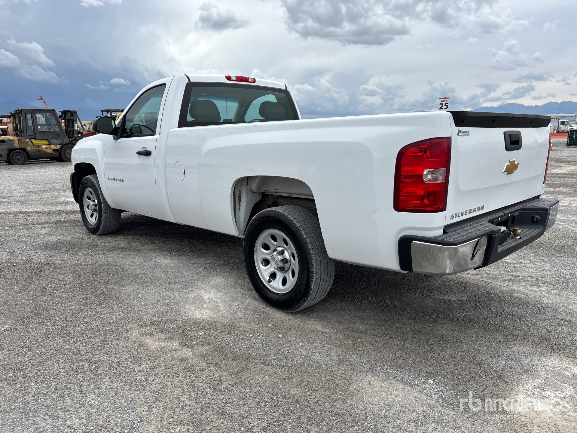 General Appearance with Picture, Left Rear Corner