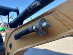 Hydraulics with Auxiliary Hydraulic Plumbing
