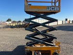 Chassis with Scissor Linkage
