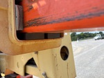 Chassis with Guías de desgaste del pescante