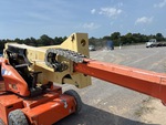 Chassis with Escalera de la bandeja de cables