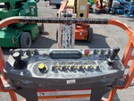 Control Station Upper with Controles de Funciones Superiores
