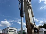 Hydraulics with Thumb Cylinder