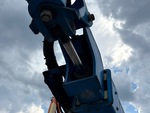 Hydraulics with Basket Tilt Cylinder