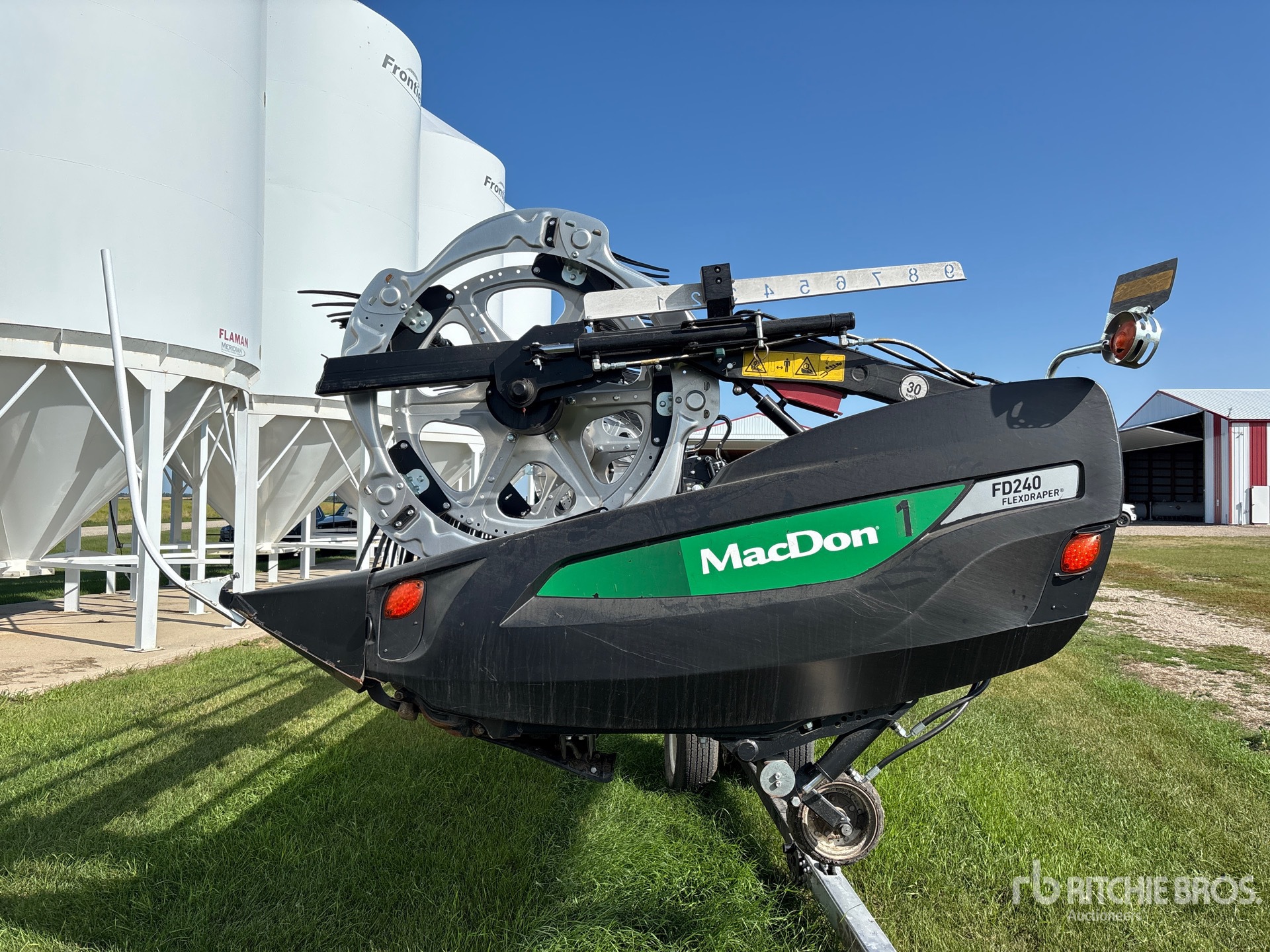 2022 Macdon FD240
