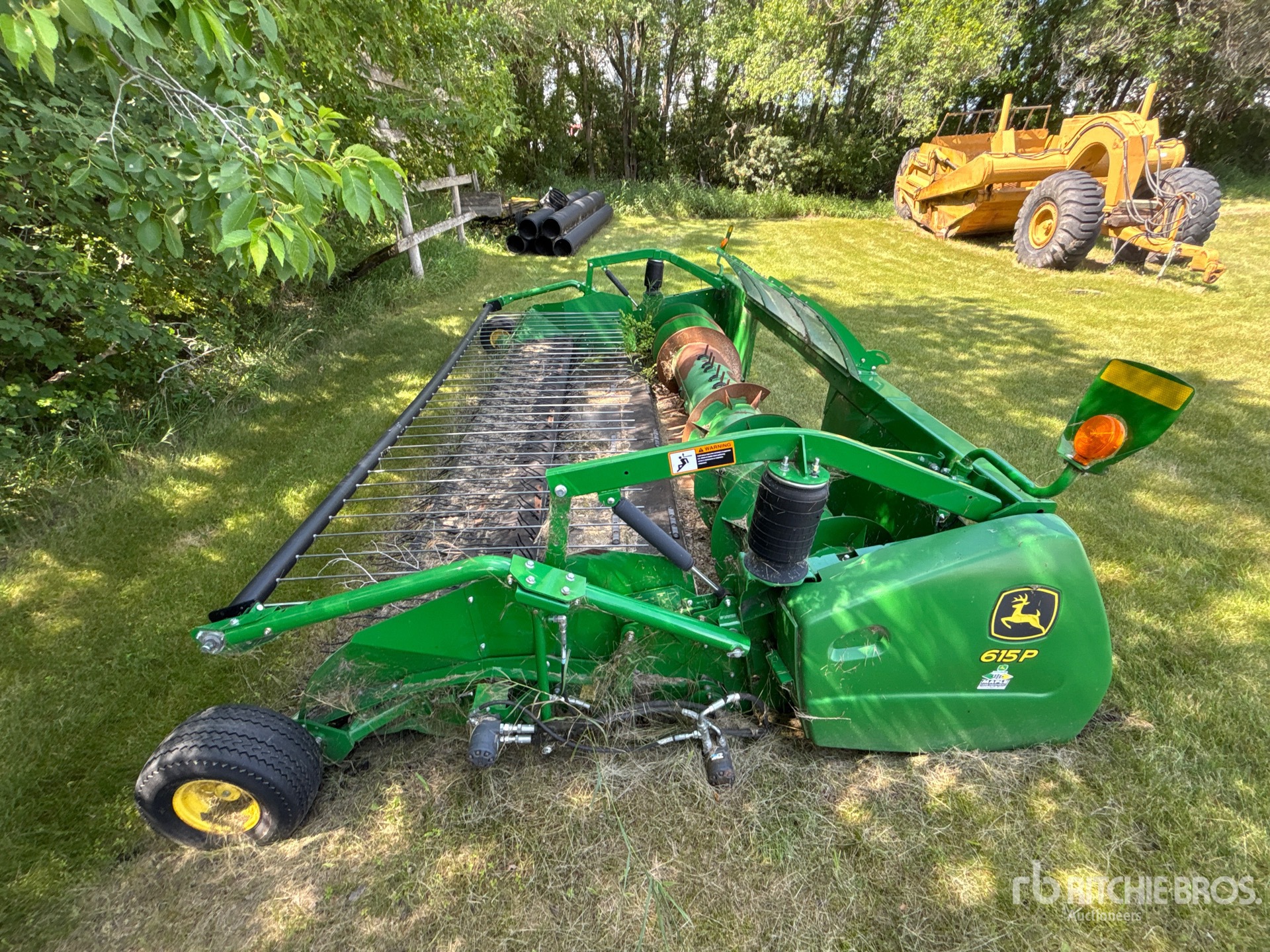 2015 John Deere 615P