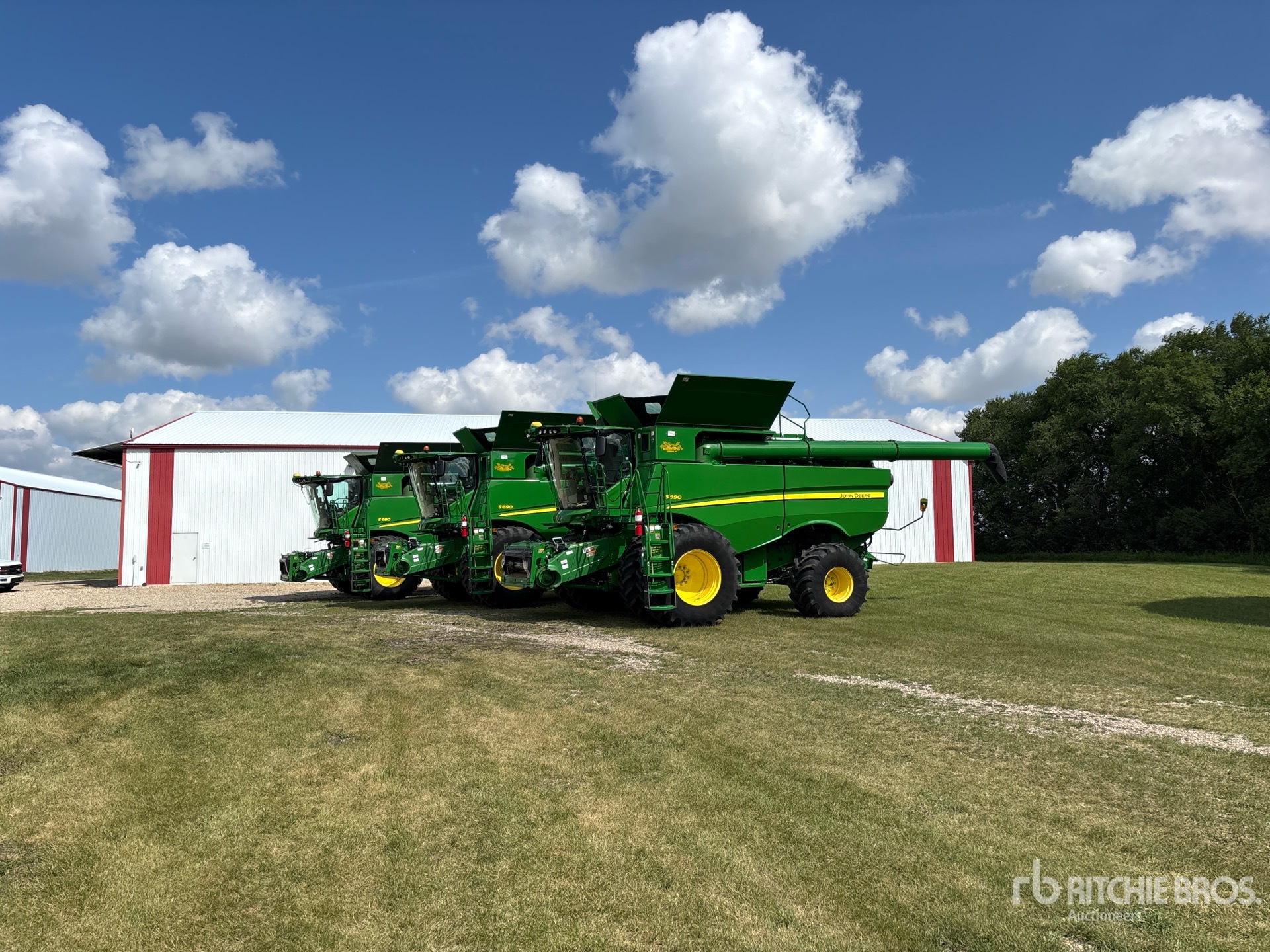 2015 John Deere S690