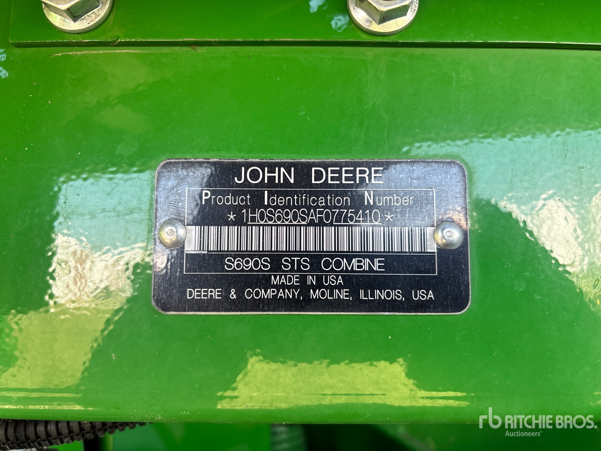 2015 John Deere S690