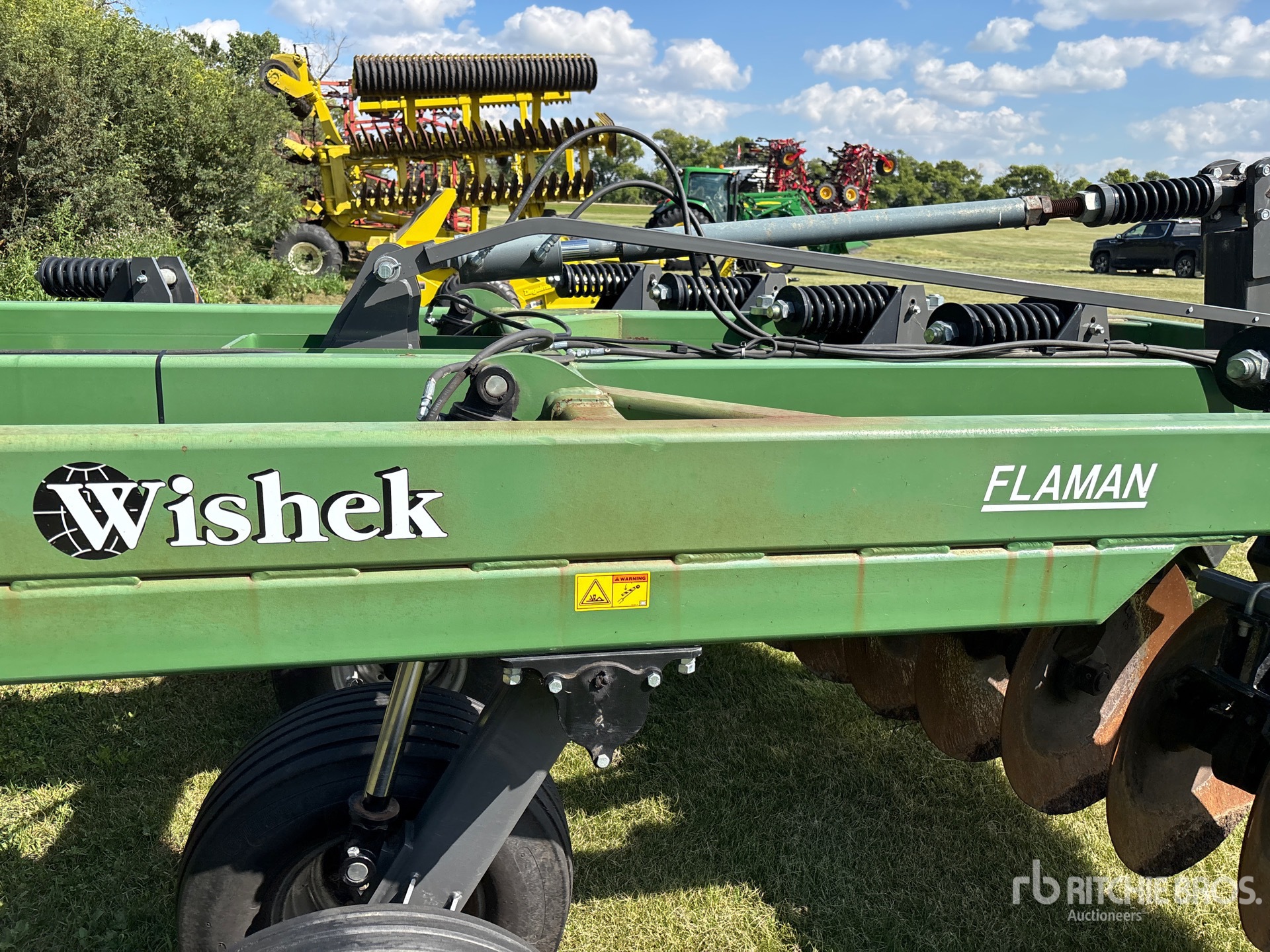 2018 Wishek 842N
