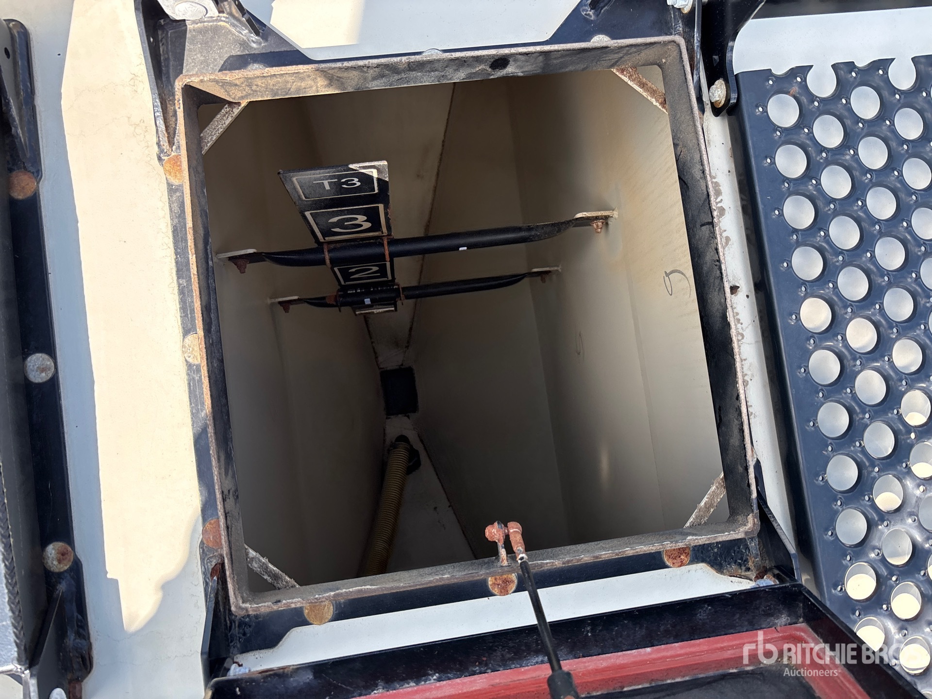 2021 Bourgault 3330SE