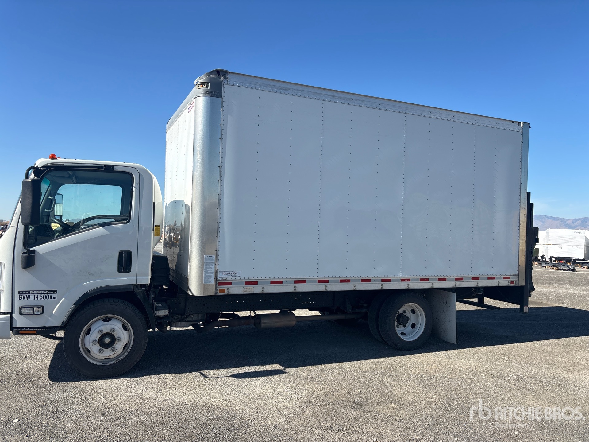 2022 Isuzu NPR