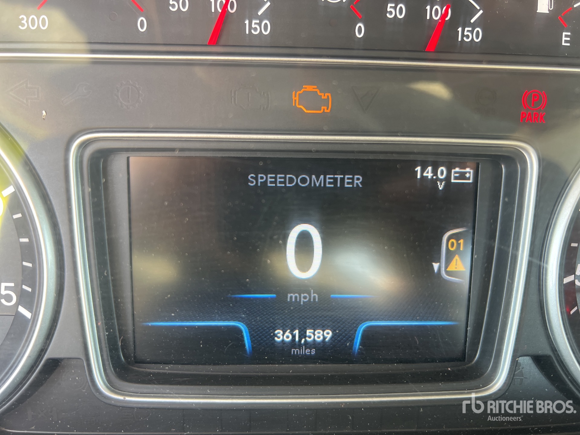 2019 International LT625