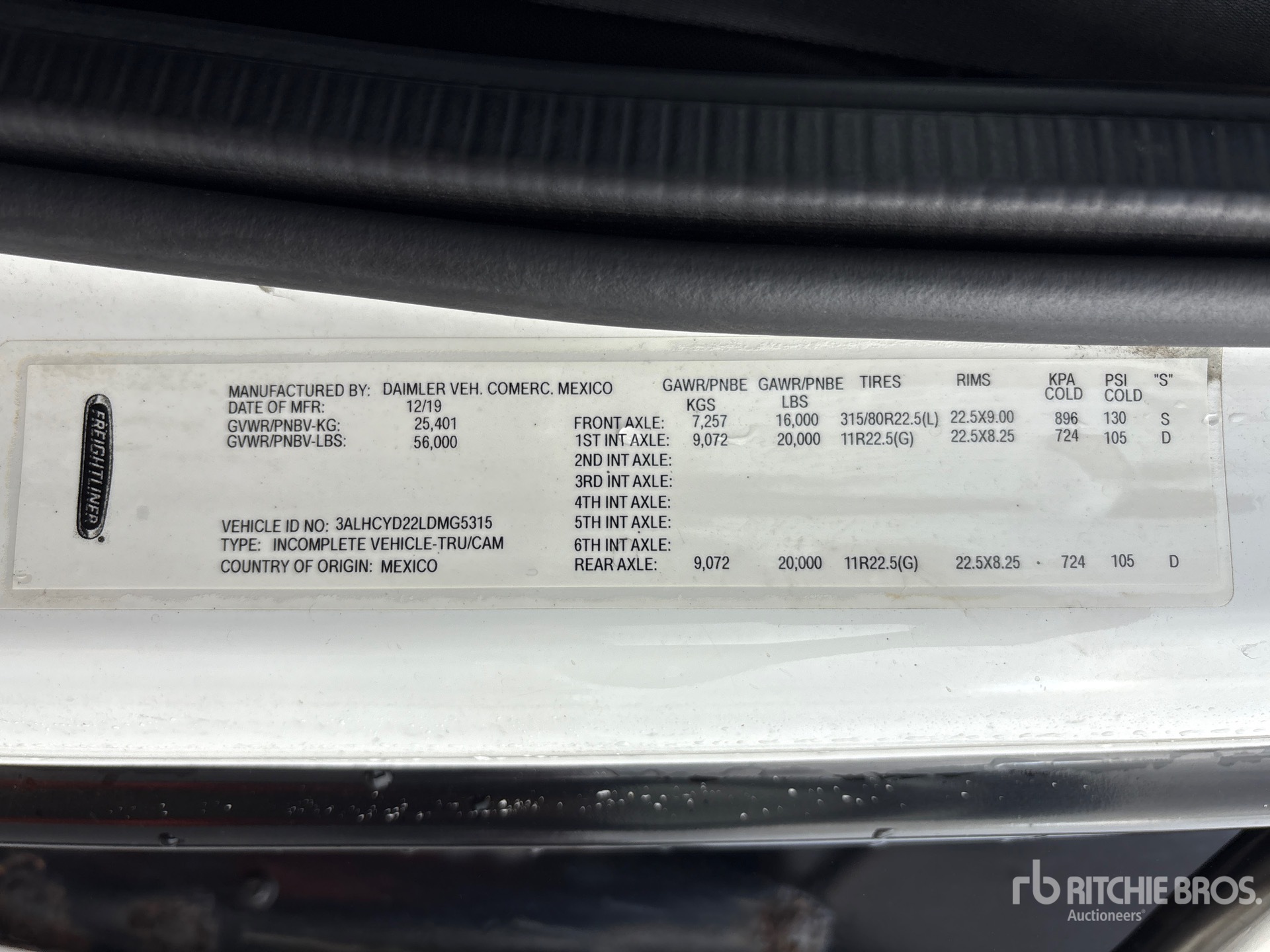 2020 Freightliner M2 106