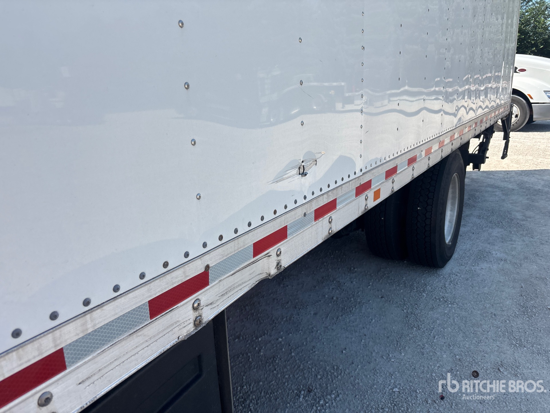 2020 Freightliner M2106