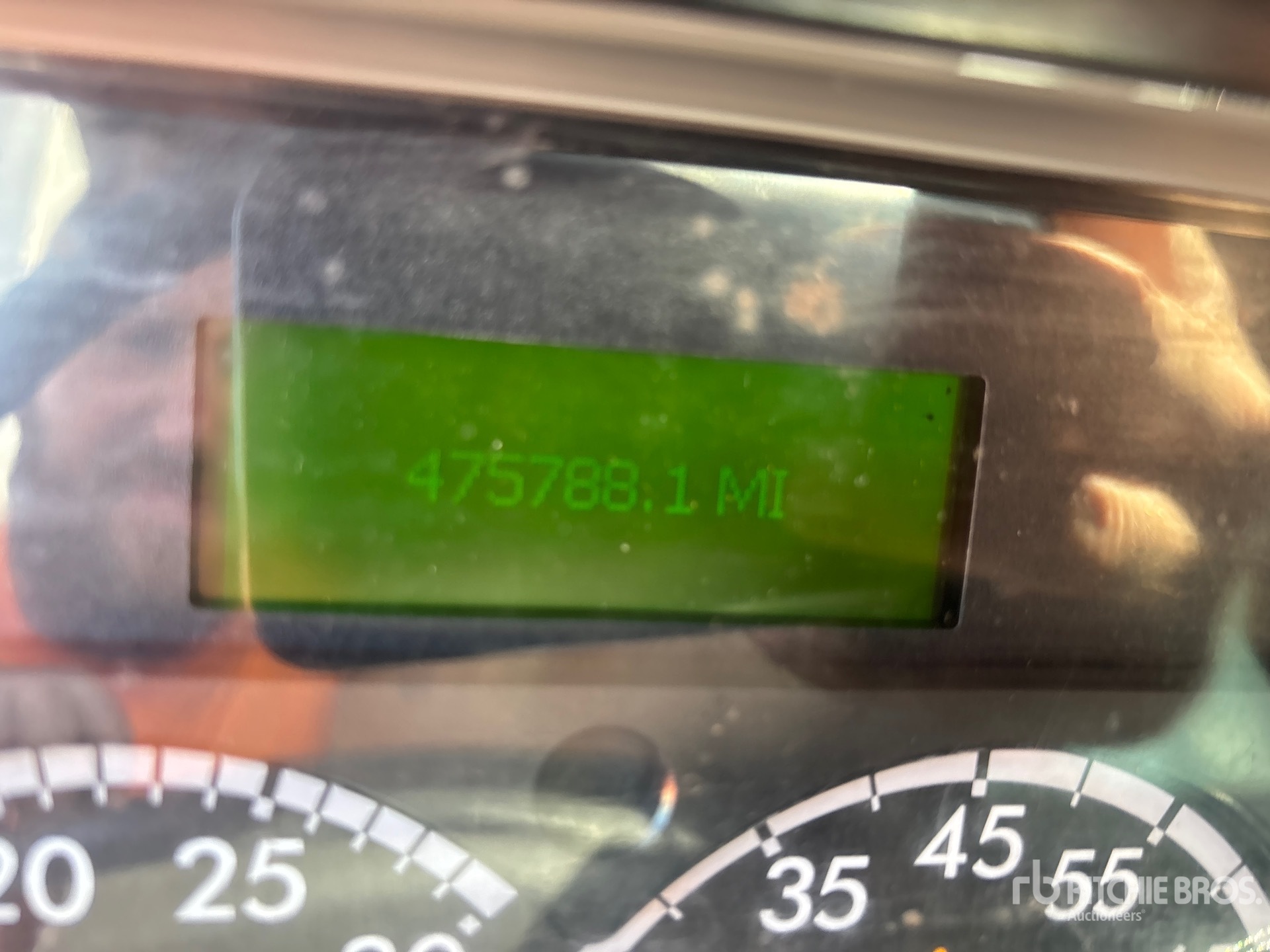 2020 Freightliner M2106