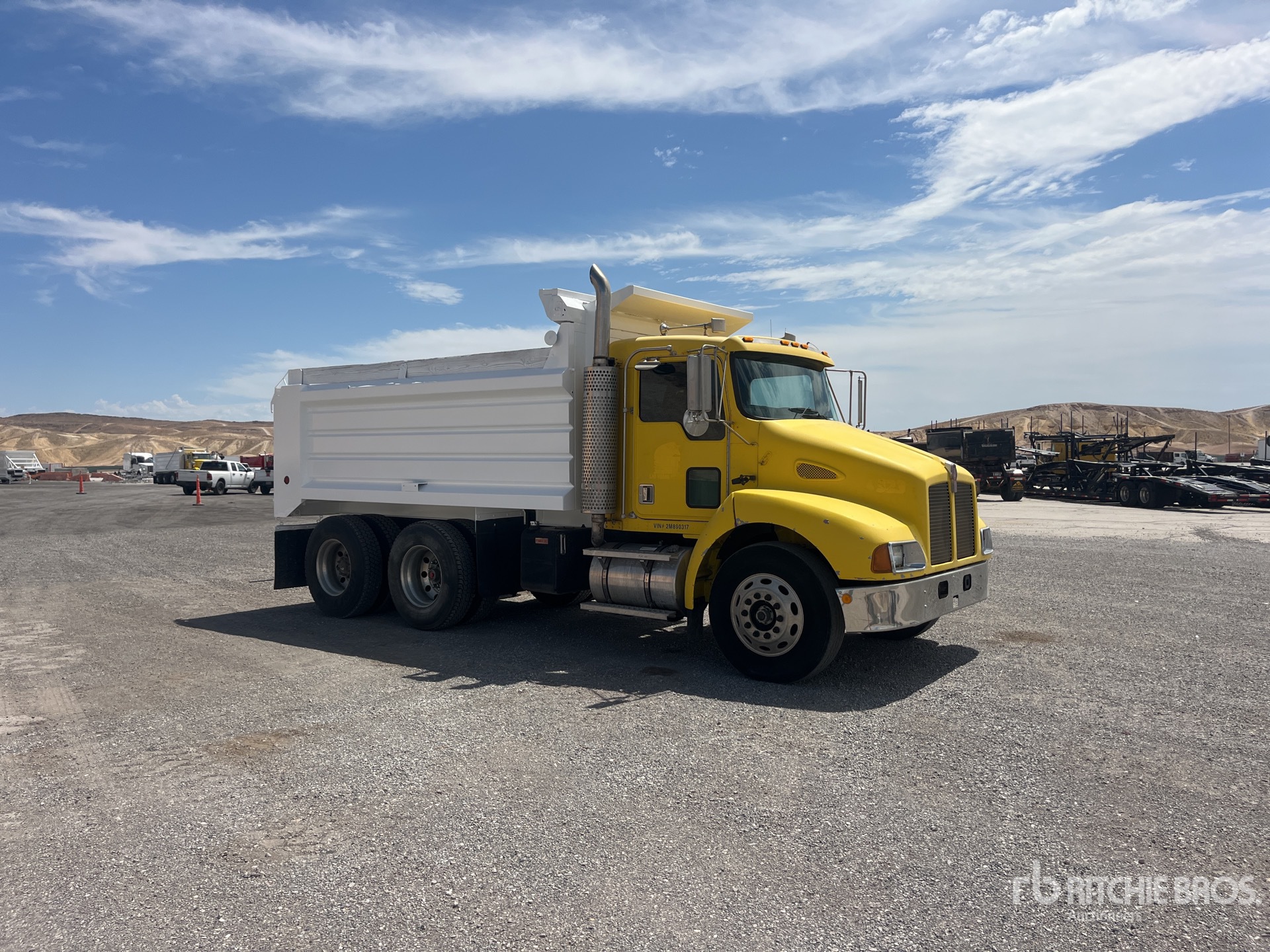 2002 Kenworth T300