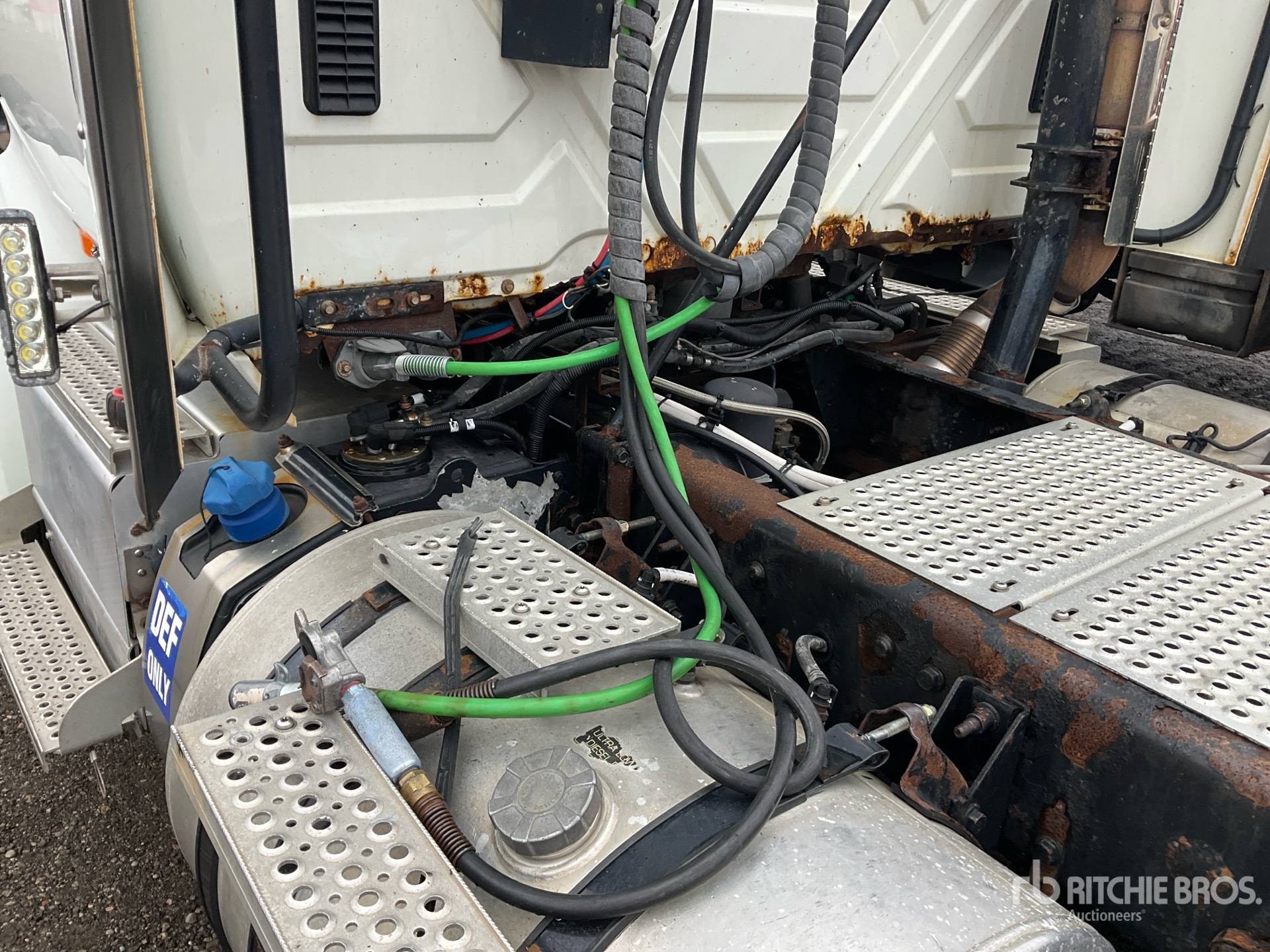 2015 International PROSTAR+ 122