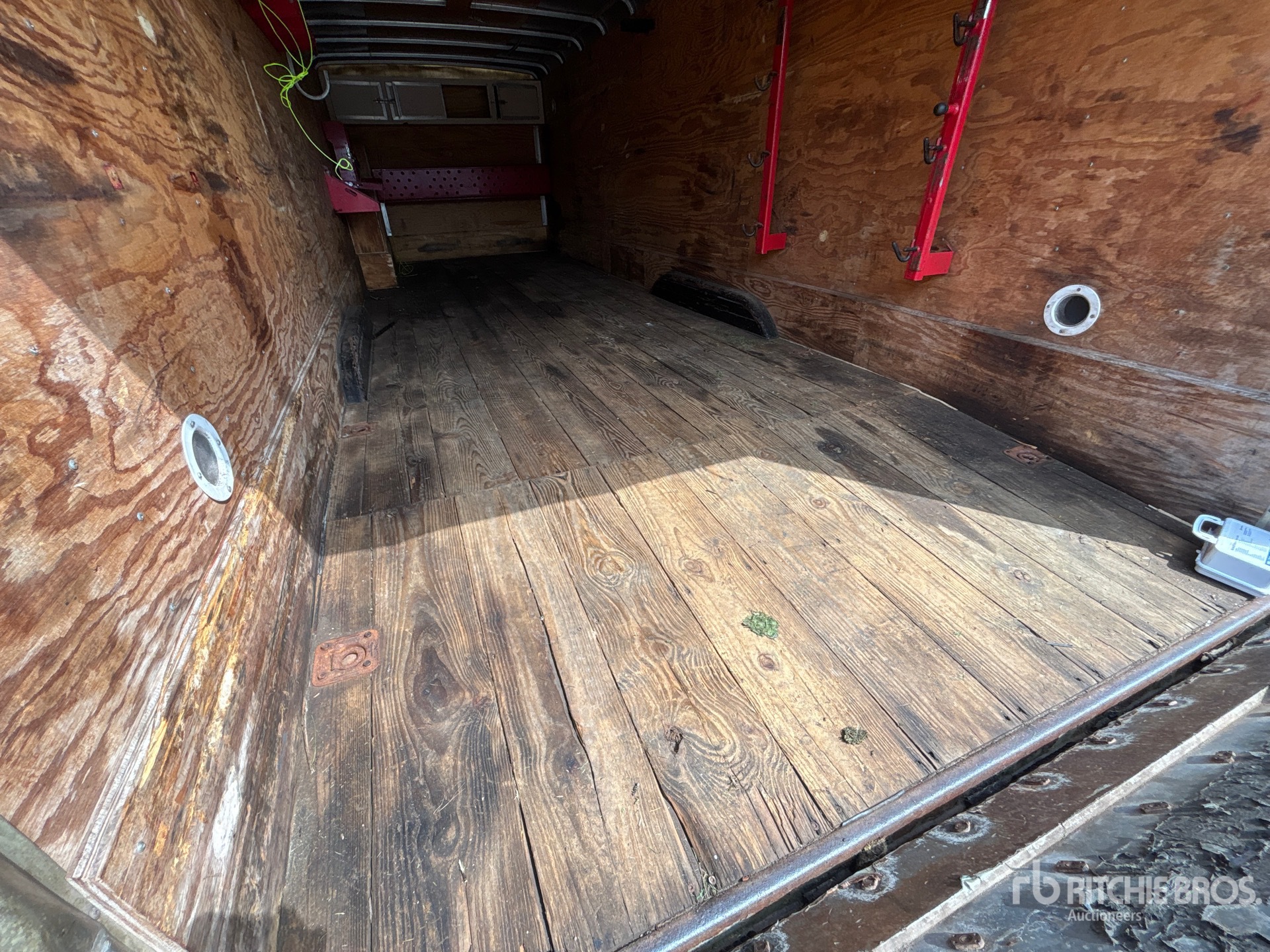 2014 Wells Cargo EW2424-B