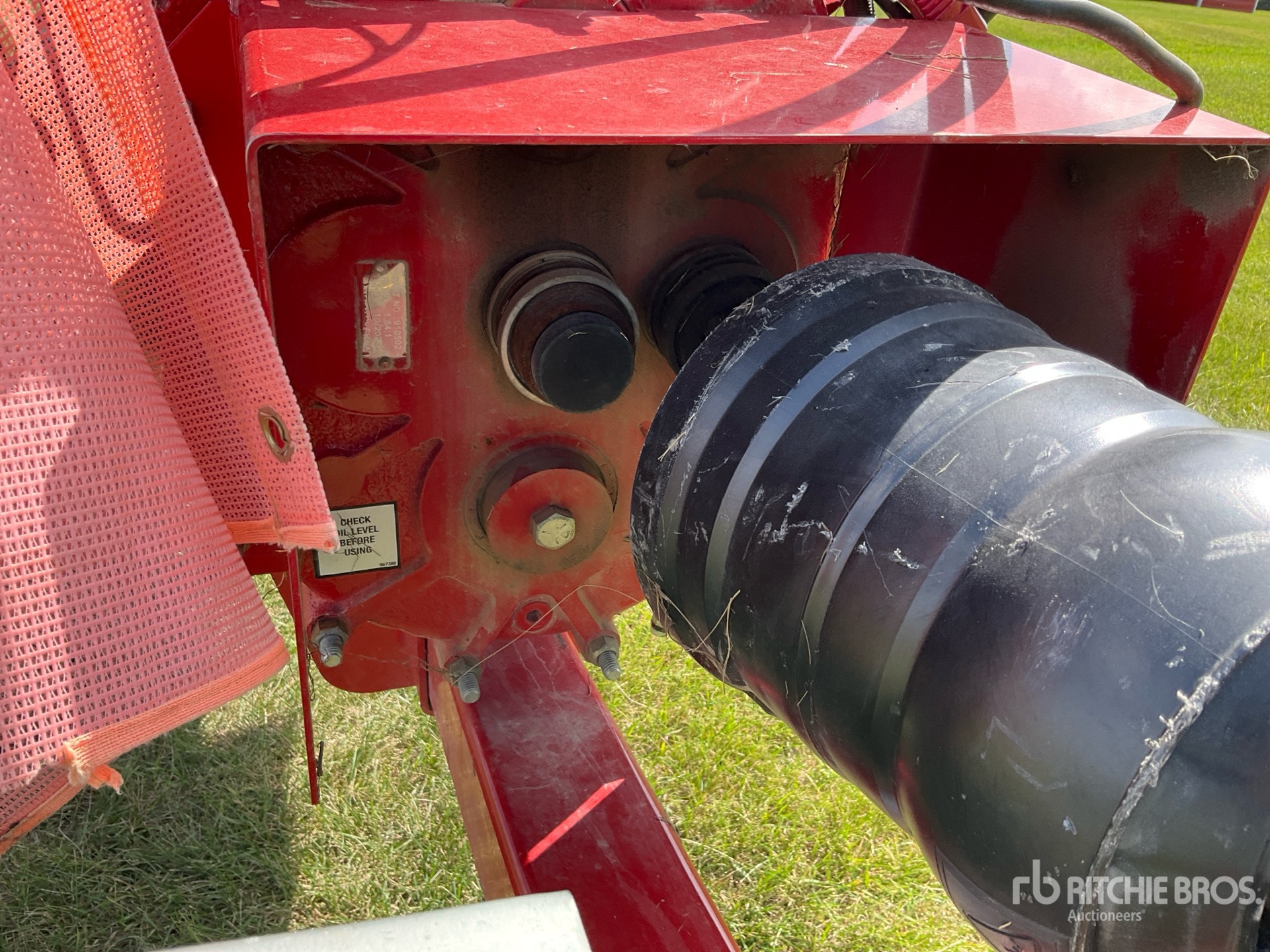 2023 Farm King 16104