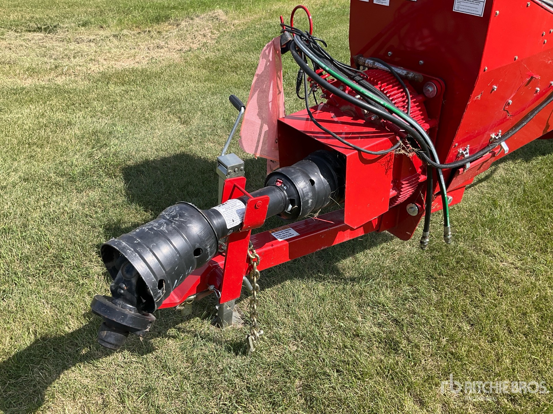 2023 Farm King 16104