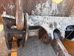 Chassis with Quick Coupler to Arms Pins
