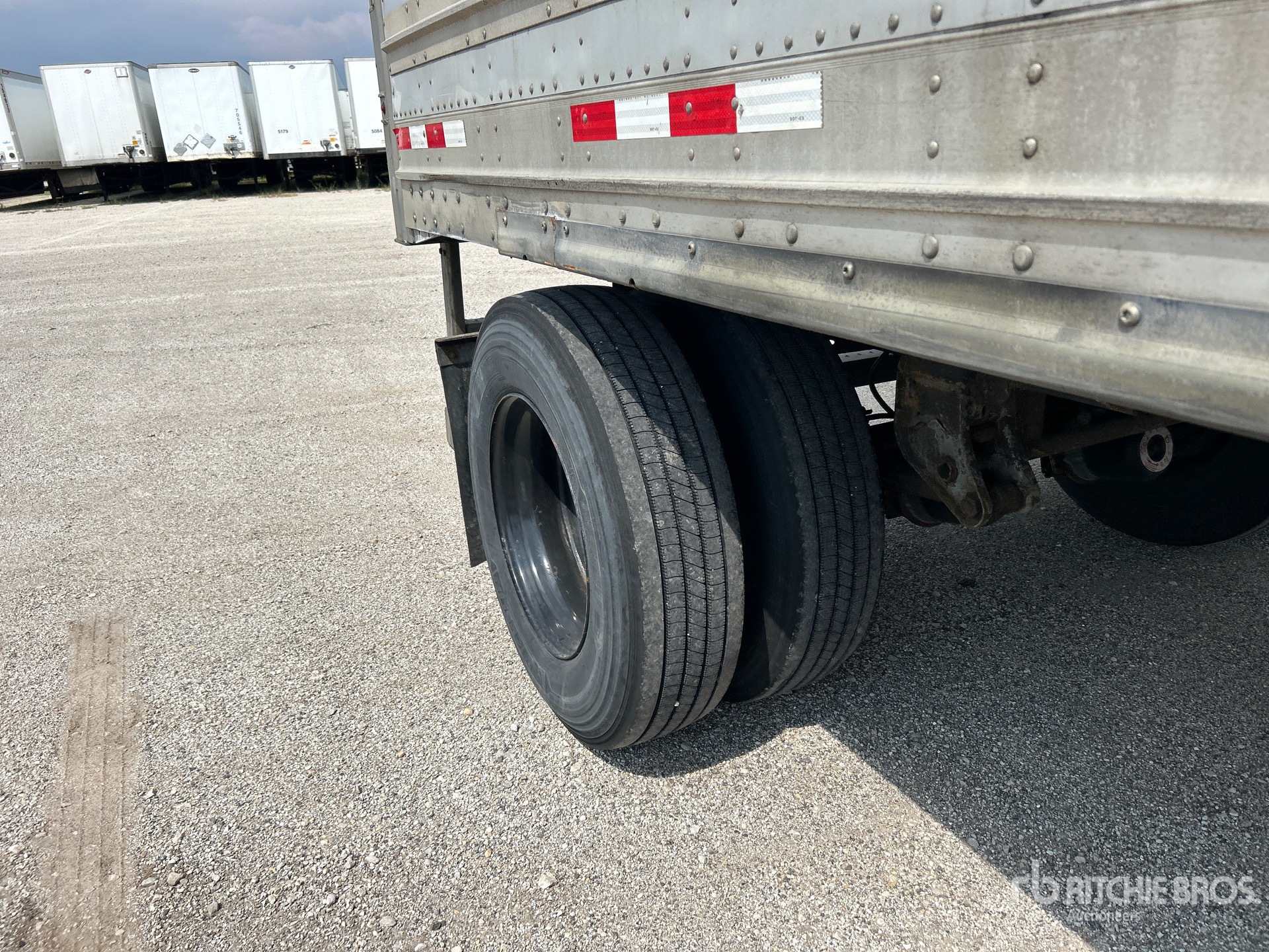 2015 Great Dane 28 FT X 102 IN S/A